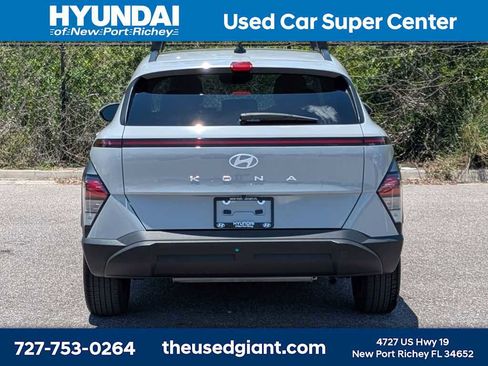 Certified 2024 Hyundai Kona SEL FWD image 4
