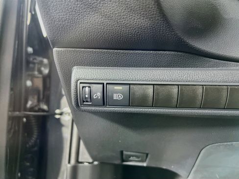 Certified 2025 Toyota Corolla XSE FWD image 11