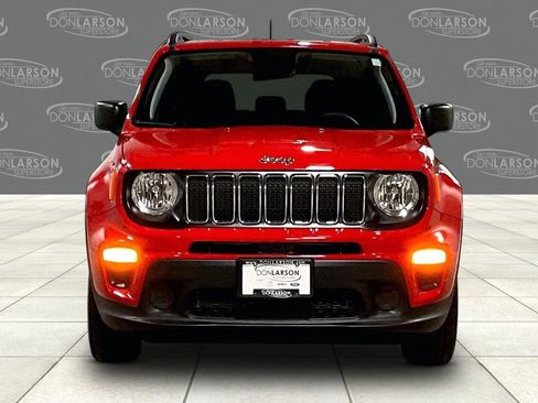 Used 2020 Jeep Renegade Sport w/ Sport Appearance Group AWD/4WD image 2