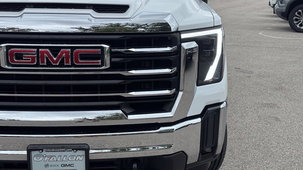 Used 2024 GMC Sierra 2500 SLE w/ SLE Convenience Package AWD/4WD image 8