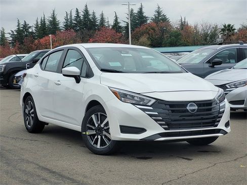 New 2025 Nissan Versa SV image 1