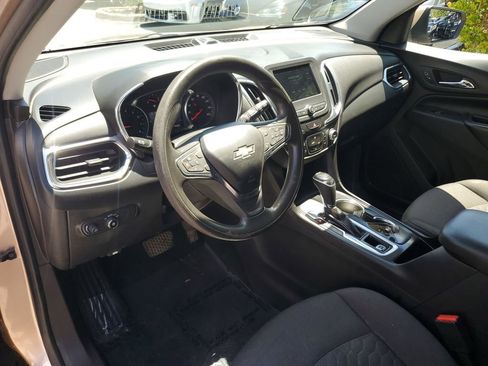 Used 2019 Chevrolet Equinox LT FWD image 20