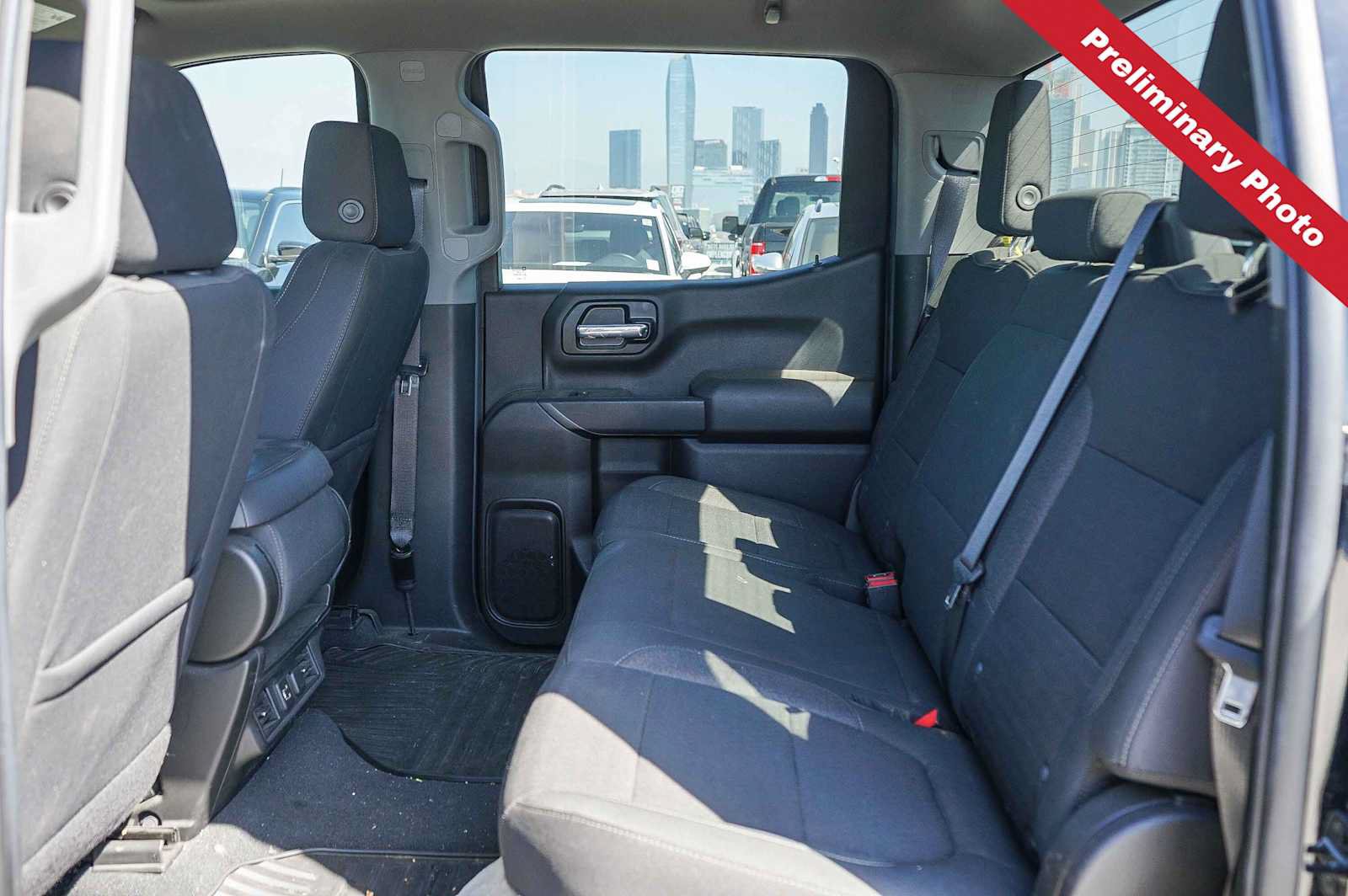 Used 2022 Chevrolet Silverado 1500 LT w/ Bed Protection Package RWD image 12