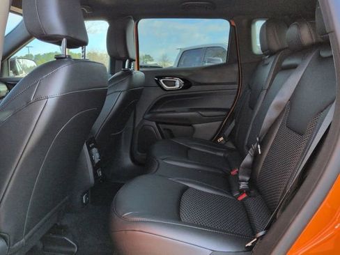 New 2026 Jeep Compass Latitude image 13