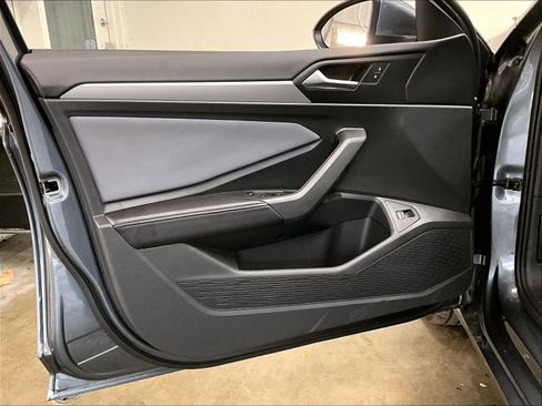 New 2026 Volkswagen Jetta SE image 22