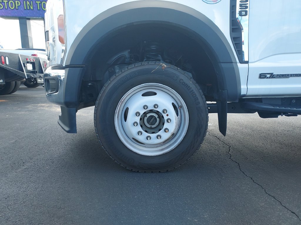 Used 2025 Ford F550 4x4 Crew Cab Super Duty image 10