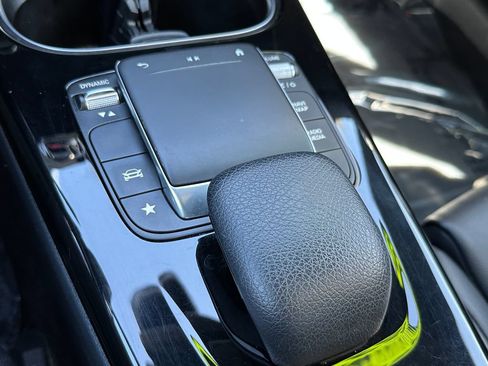 Used 2023 Mercedes-Benz CLA 250 image 32