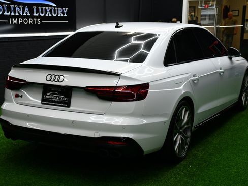 Used 2023 Audi S4 Prestige image 4