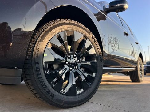 New 2025 Ford Expedition Platinum w/ Stealth Appearance Package image 64