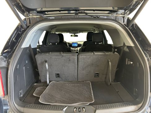 Certified 2023 Ford Explorer XLT w/ Equipment Group 202A RWD image 21