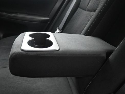 Used 2018 Nissan Sentra SV FWD image 30