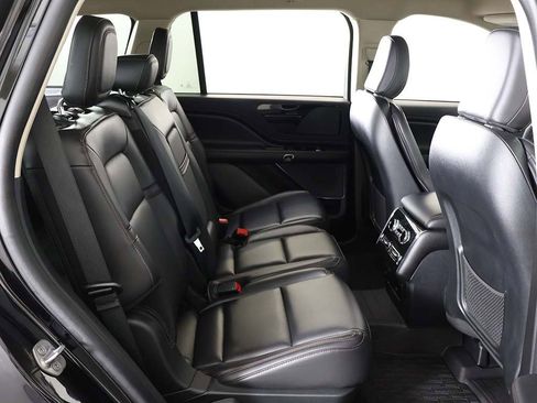 Used 2023 Lincoln Aviator Standard image 36