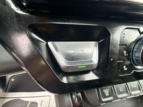 Certified 2025 GMC Sierra 2500 AT4 w/ AT4 Premium Plus Package image 23