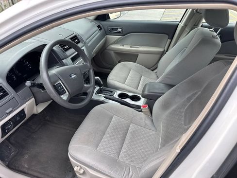 Used 2012 Ford Fusion SE FWD image 9