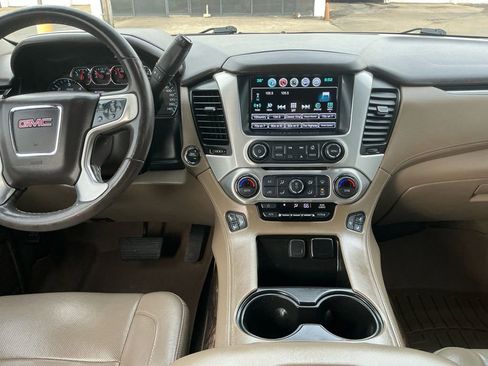 Used 2018 GMC Yukon SLT w/ Premium Edition image 20