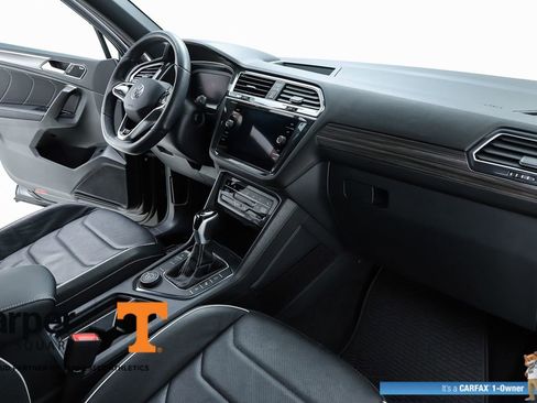 Used 2024 Volkswagen Tiguan SEL R-Line image 72