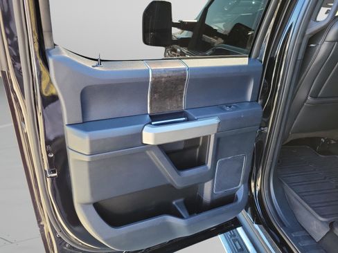 Used 2022 Ford F250 Lariat w/ Lariat Value Package image 24