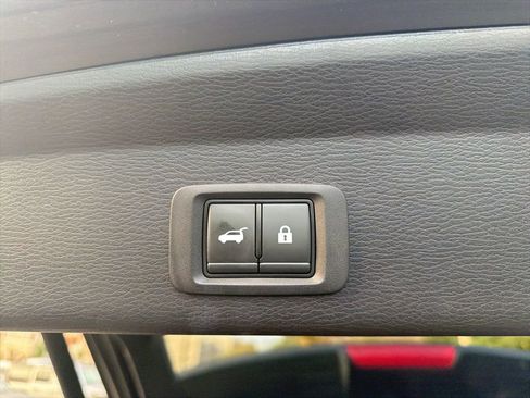 Used 2023 Mitsubishi Outlander SEL image 22