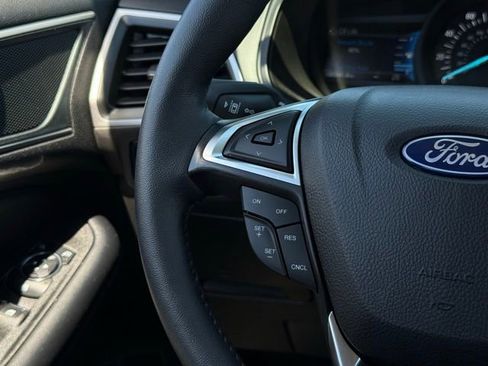 Used 2024 Ford Edge SEL w/ Convenience Package AWD/4WD image 9