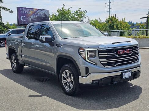 Used 2025 GMC Sierra 1500 SLT AWD/4WD image 7