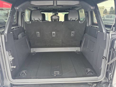 Used 2024 Ford Bronco Black Diamond w/ Sasquatch Package image 7