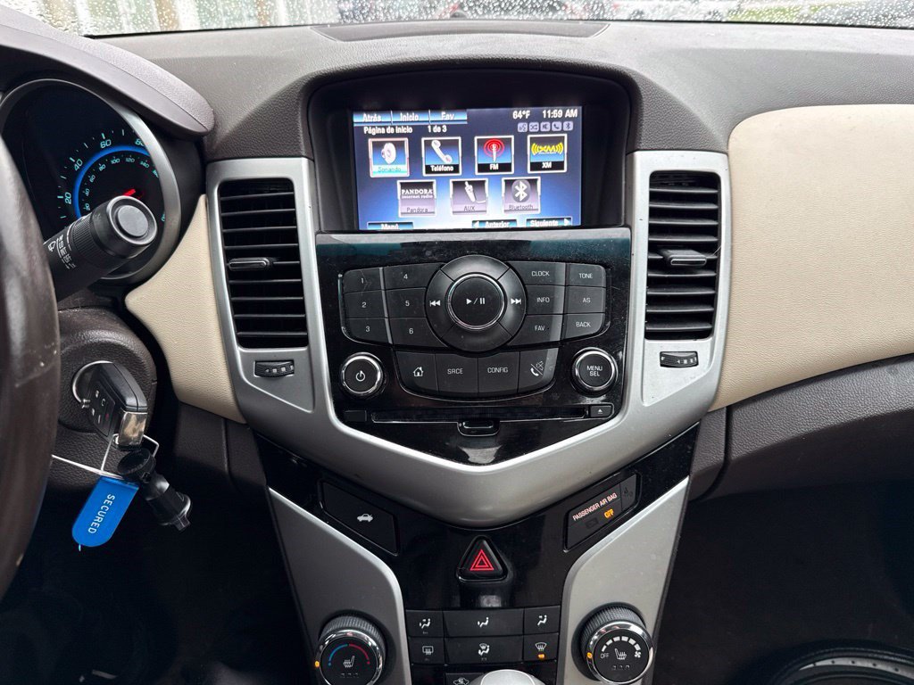 Used 2015 Chevrolet Cruze LT FWD image 13