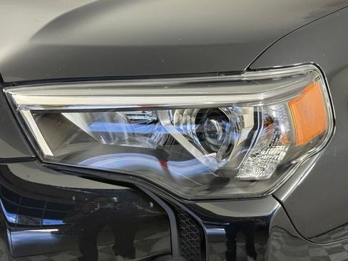 Used 2024 Toyota 4Runner SR5 Premium w/ Moonroof Package AWD/4WD image 12
