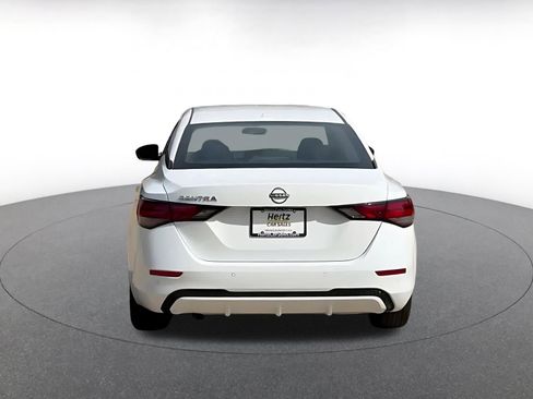 Used 2025 Nissan Sentra SV FWD image 12