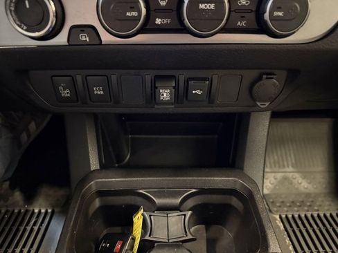 Used 2023 Toyota Tacoma SR5 image 27