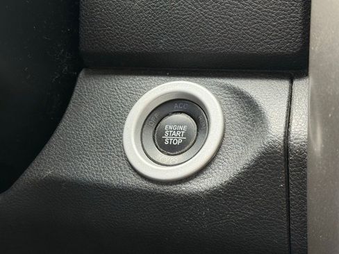 Used 2018 RAM 1500 Laramie w/ Convenience Group image 23