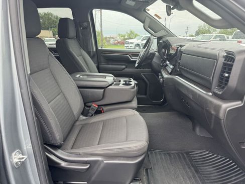 Used 2025 Chevrolet Silverado 1500 LT RWD image 36