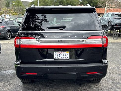 Used 2021 Lincoln Navigator Reserve image 4