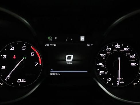 Used 2022 Alfa Romeo Stelvio Ti w/ Active Assist Plus Package AWD/4WD image 37