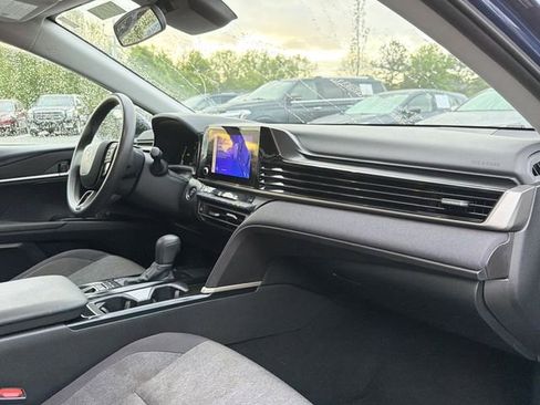 Used 2025 Toyota Camry LE FWD image 18