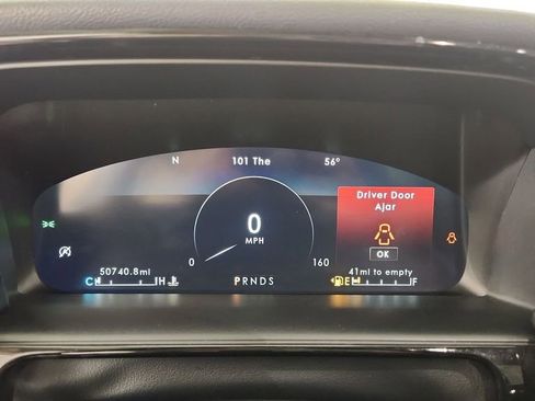 Used 2022 Lincoln Nautilus Reserve w/ Equipment Group 201A image 13