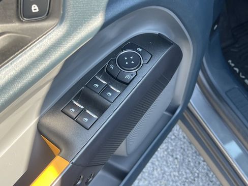 Used 2025 Ford Maverick Tremor AWD/4WD image 18