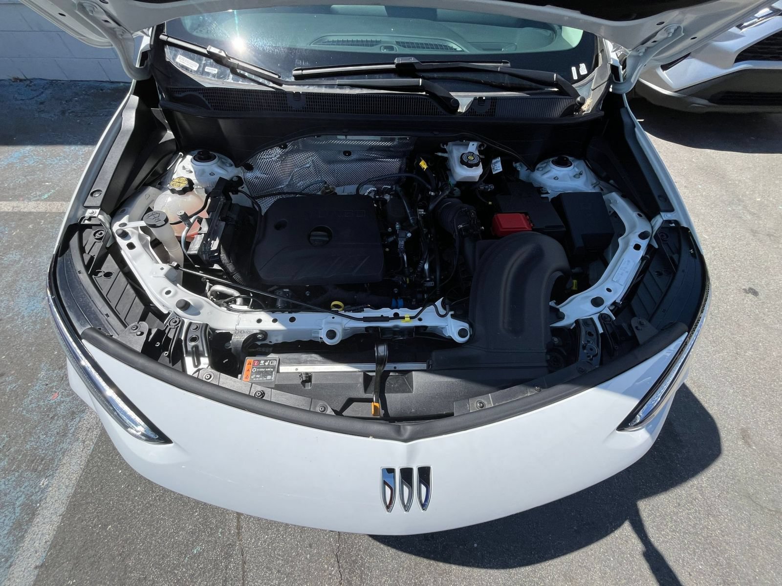 Used 2025 Buick Encore GX Preferred FWD image 30