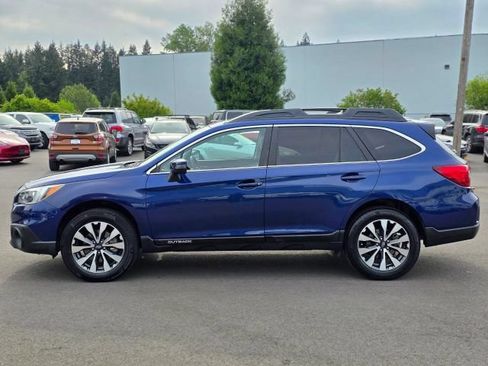 Used 2015 Subaru Outback 2.5i Limited AWD/4WD image 4