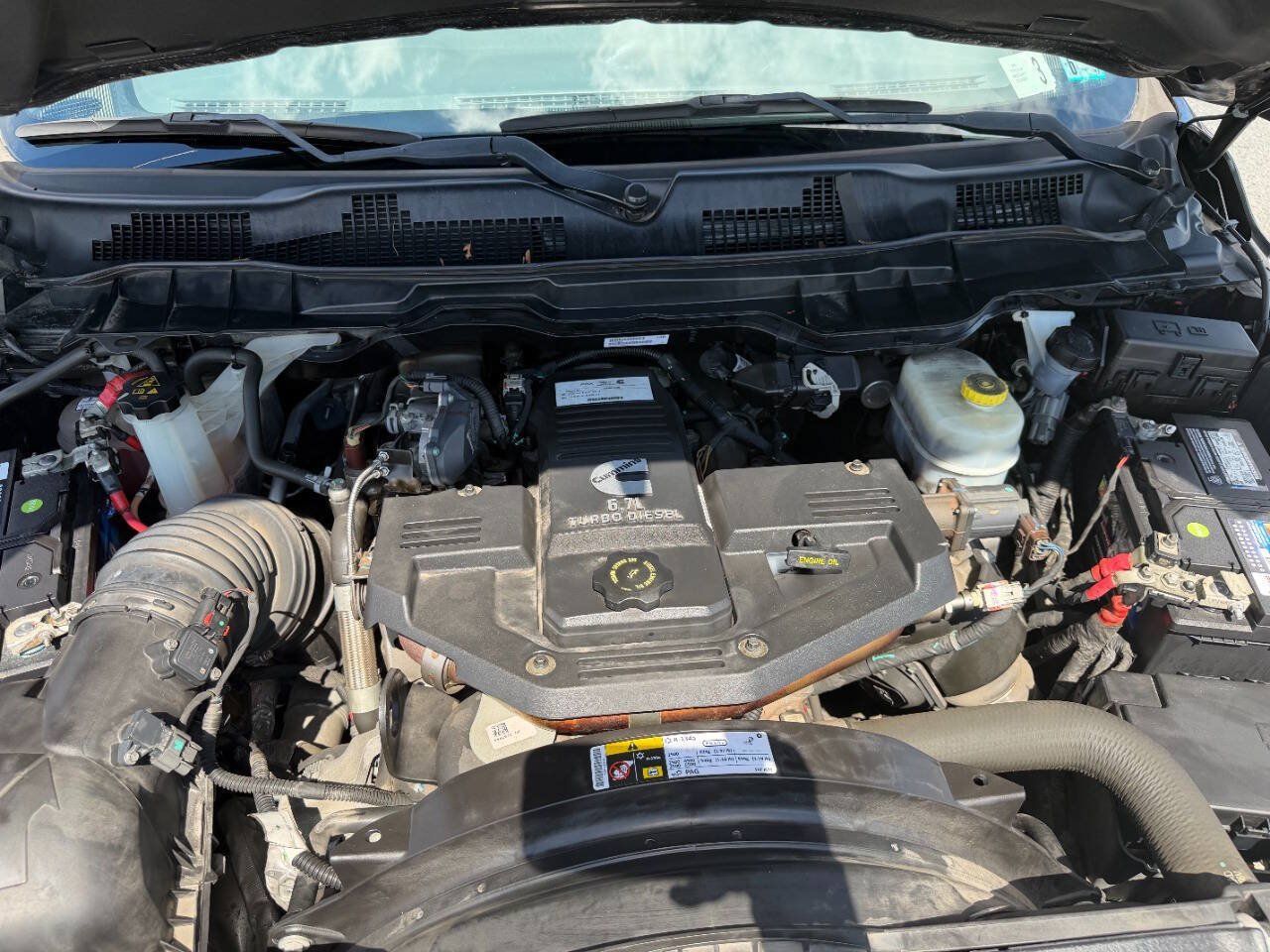 Used 2018 RAM 2500 Tradesman w/ Chrome Appearance Group AWD/4WD image 44