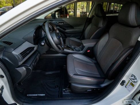 Certified 2025 Subaru Crosstrek 2.5i Limited w/ Popular Package #3A AWD/4WD image 8