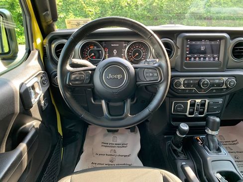 Used 2022 Jeep Wrangler Unlimited Sport AWD/4WD image 17