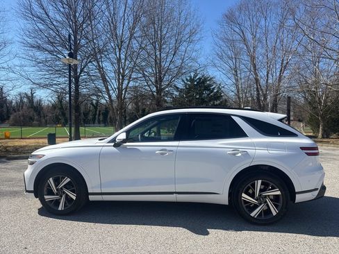 New 2026 Genesis GV70 3.5T Sport Advanced AWD/4WD image 7