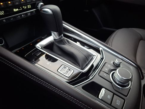 New 2025 MAZDA CX-5 Signature image 8