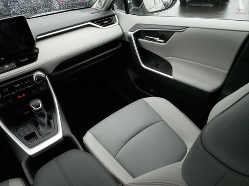 Certified 2023 Toyota RAV4 XLE Premium image 11