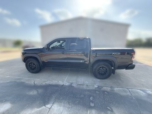 Used 2022 Nissan Frontier PRO-4X w/ Pro-4X Premium Package AWD/4WD image 5
