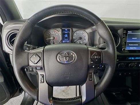Used 2023 Toyota Tacoma TRD Off-Road image 11