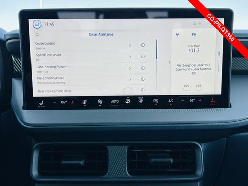 New 2026 Ford Maverick Lariat w/ Black Appearance Package image 10
