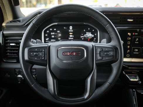 Used 2024 GMC Sierra 1500 AT4 w/ Technology Package image 18