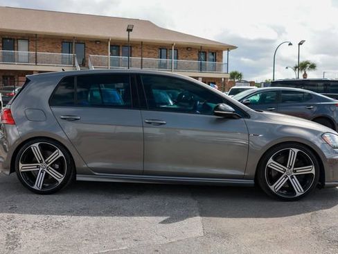 Used 2015 Volkswagen Golf R 4-Door image 16
