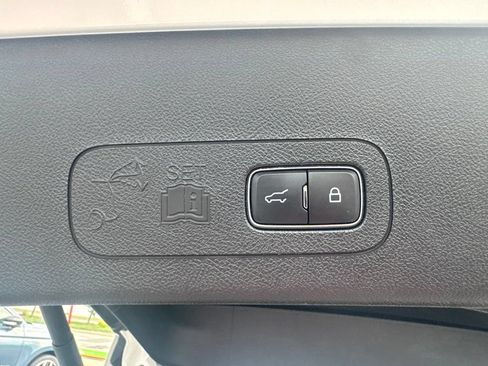 Used 2023 Lincoln Aviator AWD w/ Premium Package image 41
